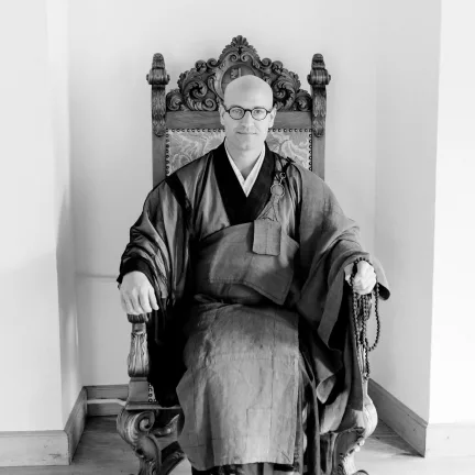 Meditation im Meditationszentrum Kloster Nigredo mit Meister Abt Reding