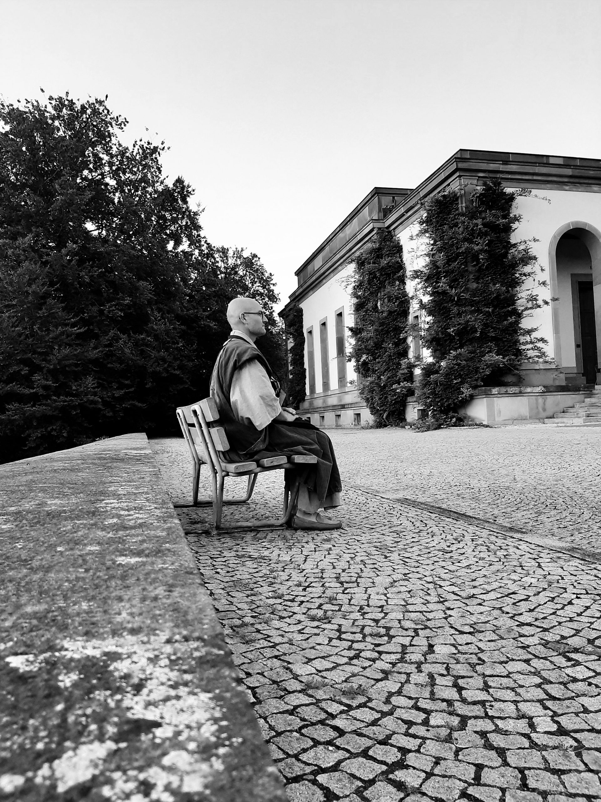 Meditation Basel Friedhof am Hörnli mit Meister