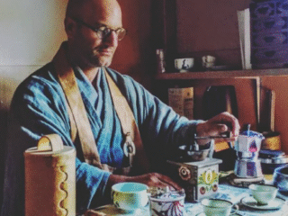 Meister Abt Reding im Meditationszentrum Kloster Nigredo mit Meister Abt Reding