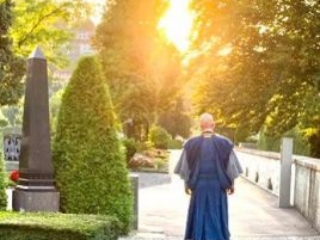 Meditation Luzern im Friedhof Friedental mit Meister Marcel Reding